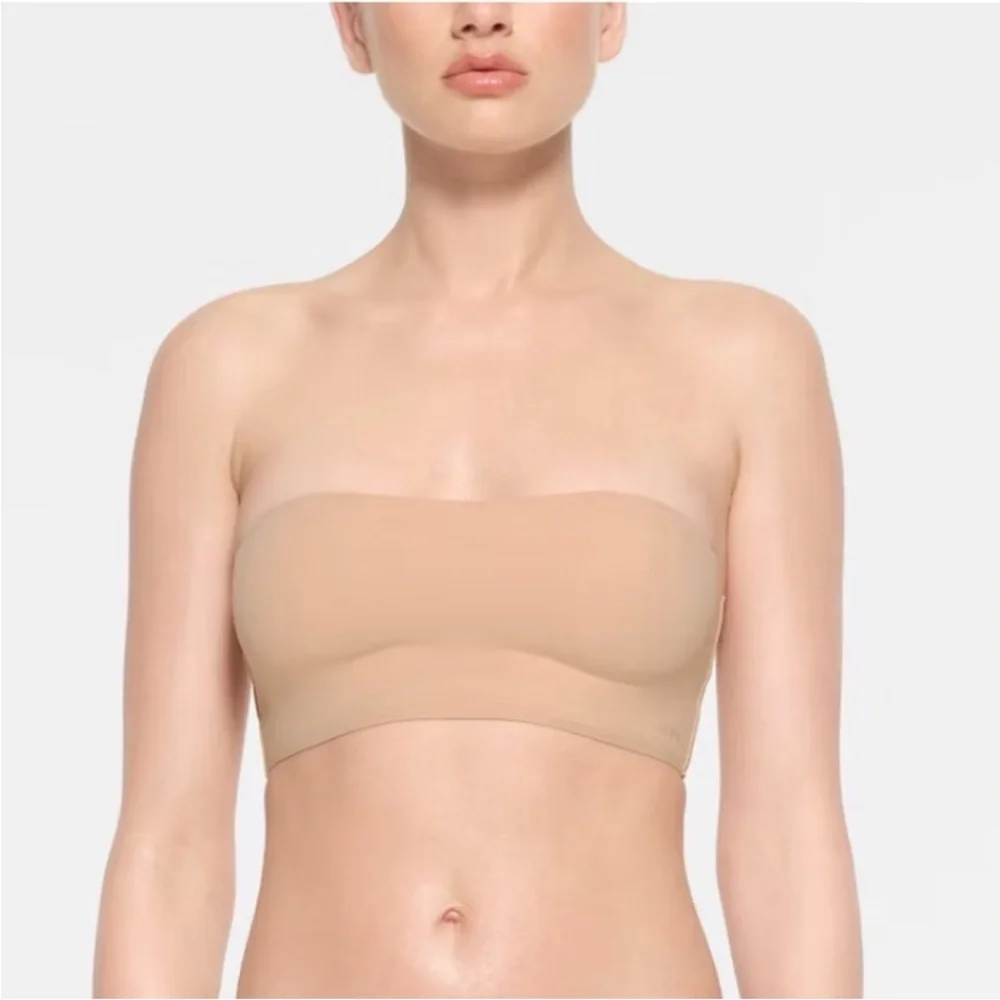 Skims Naked Bandeau Bra‎ Mica Size XS NWT - Picture 8 of 11